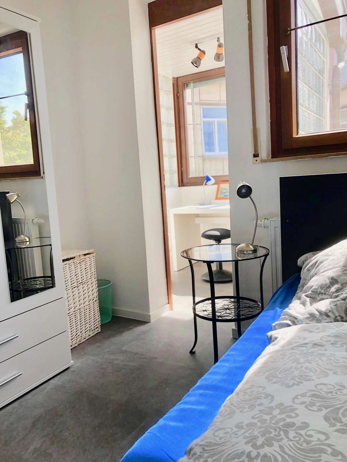 Thumbnail-Wohnung zum Mieten in Stuttgart 456,00 € 16 m²