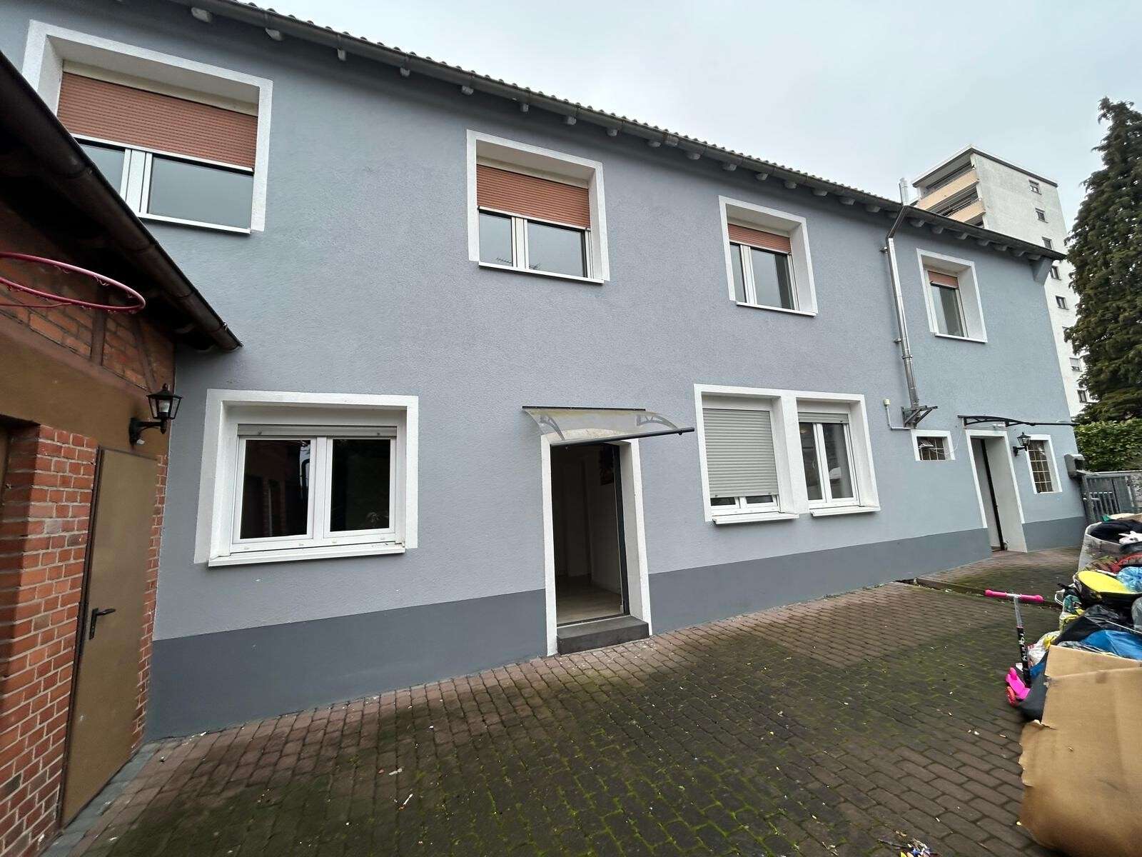 Thumbnail-Haus zum Kaufen in Langenselbold 450.000,00 € 200 m²