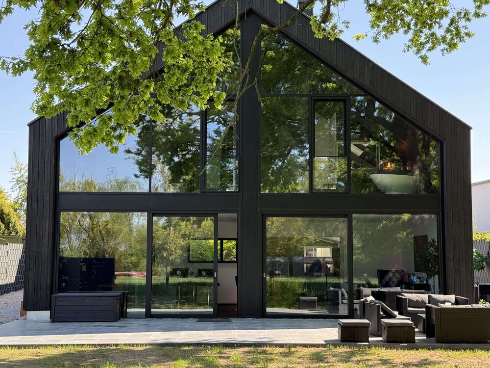 Thumbnail-Haus zum Kaufen in Isernhagen 1.474.500,00 € 295 m²