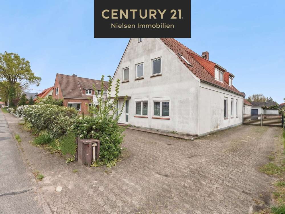 Thumbnail-Haus zum Kaufen in Lunestedt 229.000,00 € 284 m²