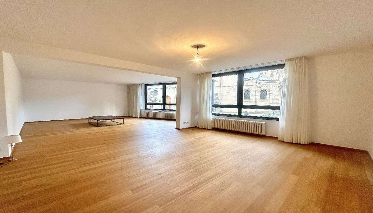 Thumbnail-Wohnung zum Kaufen in Köln Neustadt-Nord 769.000,00 € 128 m²