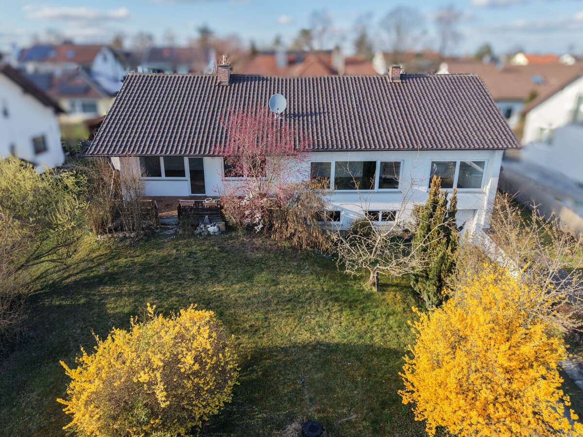 Thumbnail-Haus zum Kaufen in Ingolstadt 625.000,00 € 131.42 m²