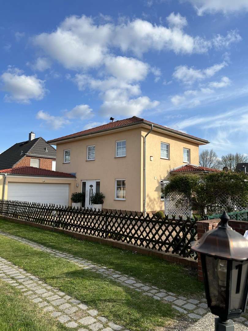 Thumbnail-Haus zum Kaufen in Hohen Neuendorf bei Berlin 799.000,00 € 140 m²