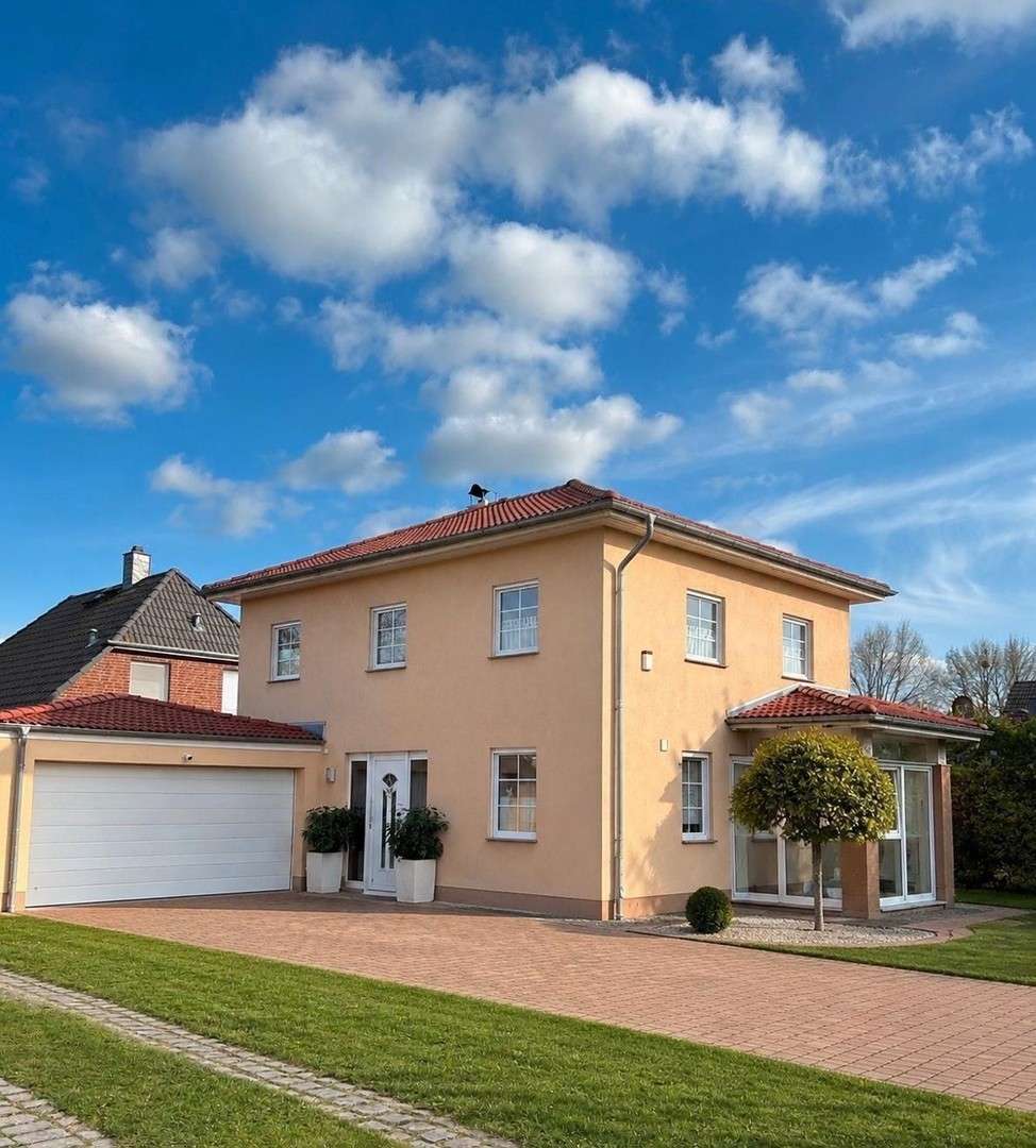 Thumbnail-Haus zum Kaufen in Hohen Neuendorf bei Berlin 769.999,00 € 140 m²
