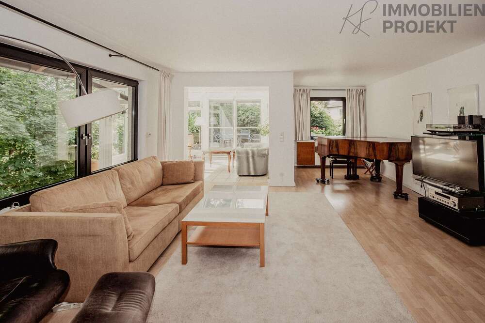 Thumbnail-Haus zum Kaufen in Ahorn 585.000,00 € 189.91 m²