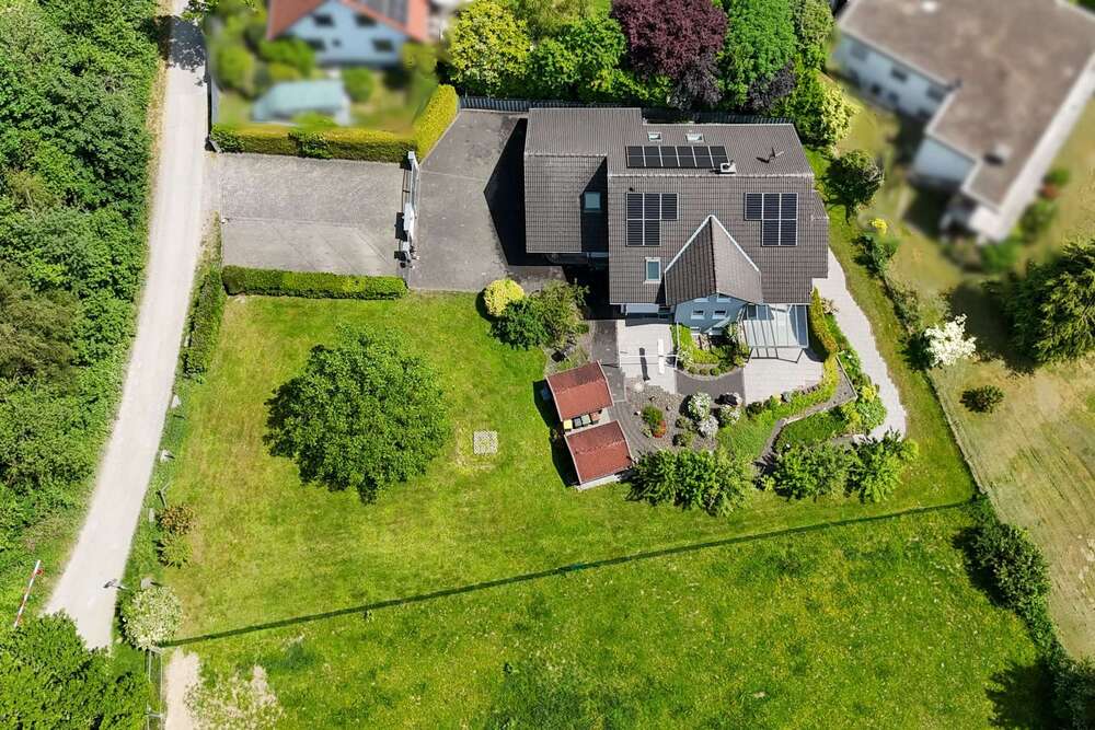 Thumbnail-Haus zum Kaufen in Rösrath-Bleifeld 1.100.000,00 € 313.4 m²
