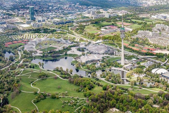 Thumbnail-Haus zum Kaufen in München 10.000.000,00 € 2396 m²