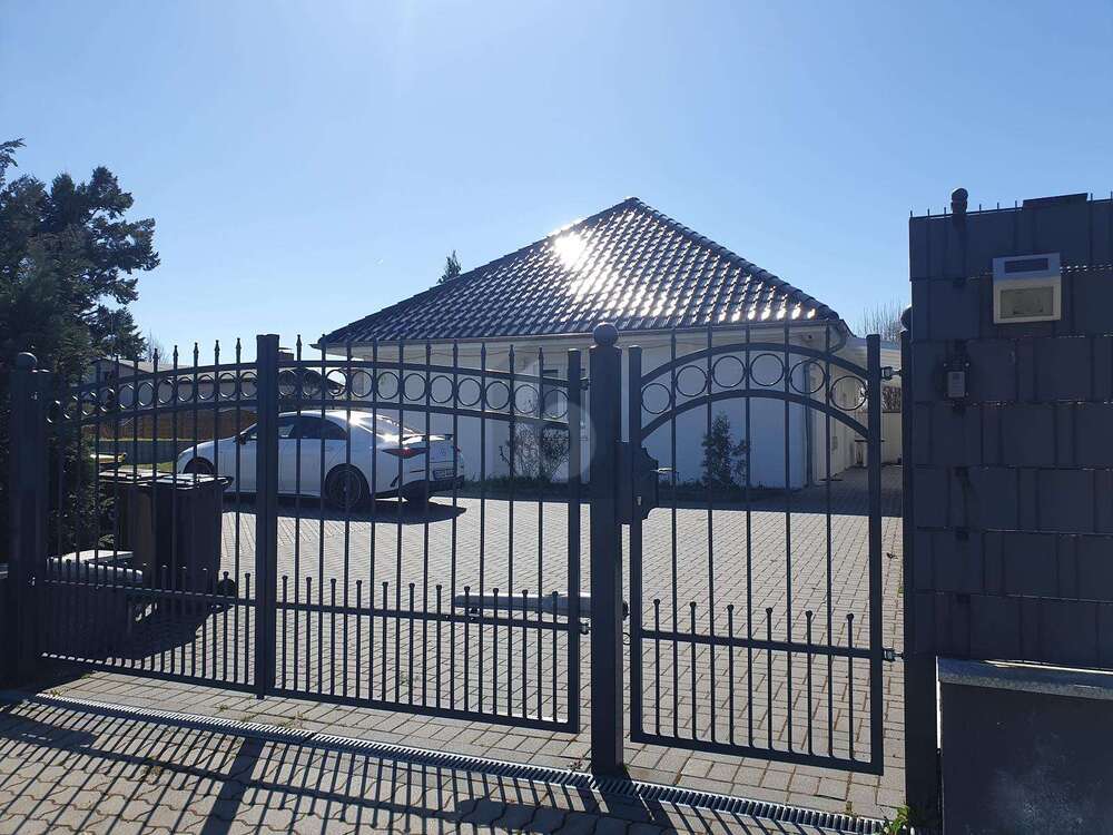 Thumbnail-Haus zum Mieten in Ahrensfelde 2.697,38 € 192 m²
