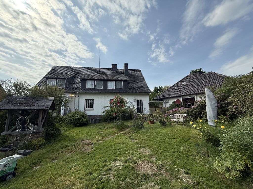 Thumbnail-Haus zum Kaufen in Rinteln - Krankenhagen 402.000,00 € 308 m²