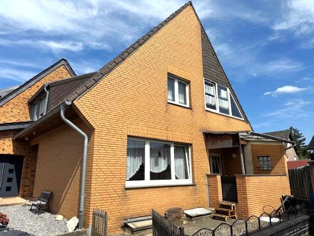 Thumbnail-Haus zum Kaufen in Nettetal -SCHAAG 219.000,00 € 97.87 m²