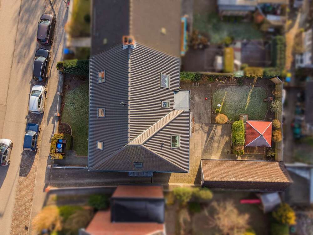 Thumbnail-Haus zum Kaufen in Kiel 695.000,00 € 273 m²