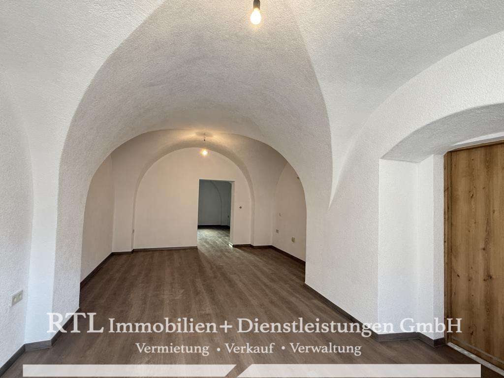 Thumbnail-Wohnung zum Mieten in Hirschberg 300,00 € 47.82 m²