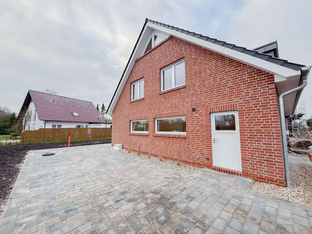 Thumbnail-Haus zum Mieten in Bad Zwischenahn Wehnen 1.500,00 € 114.1 m²