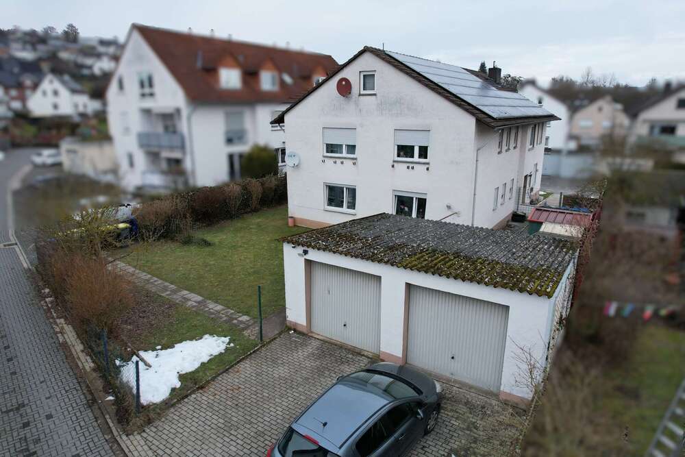 Thumbnail-Haus zum Kaufen in Beverungen 299.000,00 € 251 m²