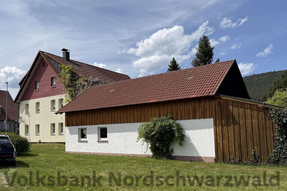 Thumbnail-Haus zum Kaufen in Baiersbronn 245.000,00 € 141.15 m²