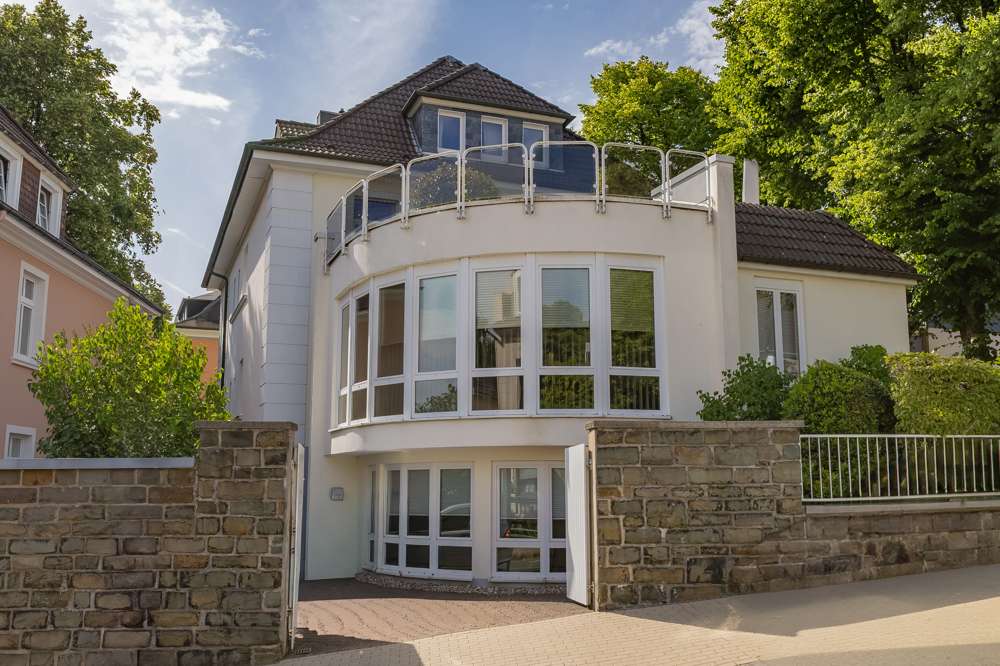 Thumbnail-Haus zum Kaufen in Remscheid 849.000,00 € 329 m²