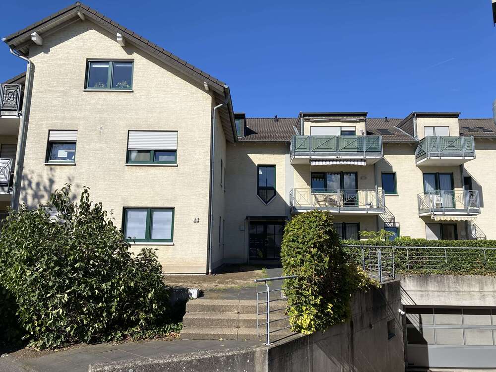 Thumbnail-Wohnung zum Kaufen in Niederkassel 309.000,00 € 82 m²