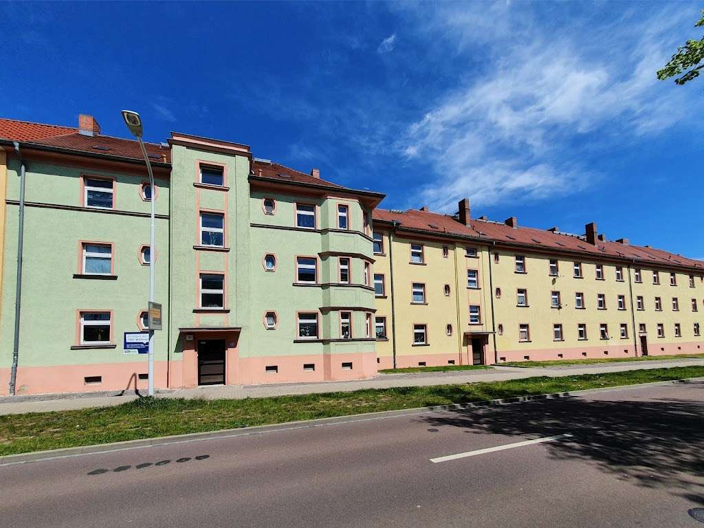 Thumbnail-Wohnung zum Mieten in Halle (Saale) 291,00 € 48.47 m²