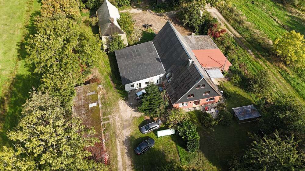 Thumbnail-Haus zum Kaufen in Osten 249.000,00 € 198 m²