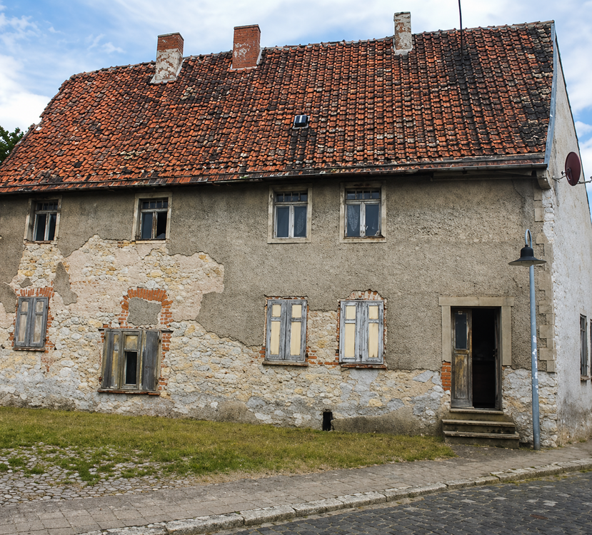 Thumbnail-Haus zum Kaufen in Hecklingen OT Cochstedt 50.000,00 € 120 m²