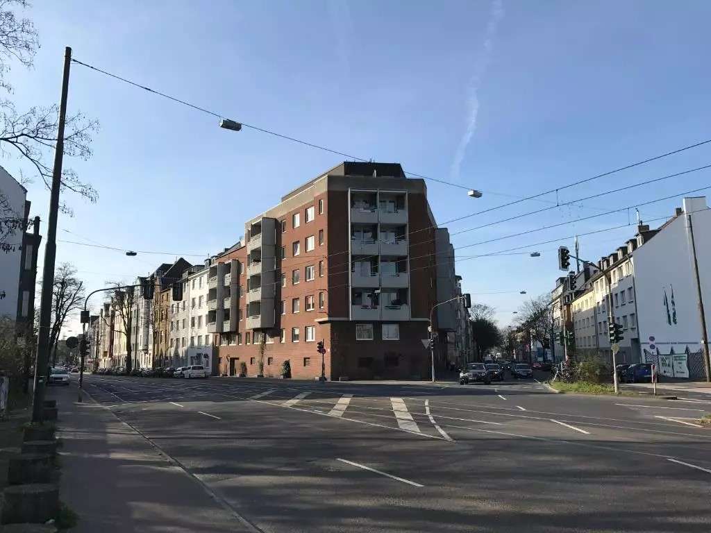 Thumbnail-Wohnung zum Kaufen in Düsseldorf 165.000,00 € 46 m²
