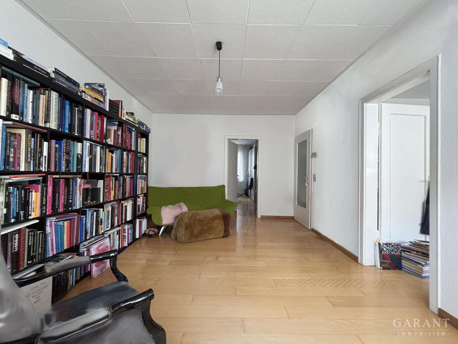 Thumbnail-Wohnung zum Kaufen in Stuttgart 250.000,00 € 66 m²