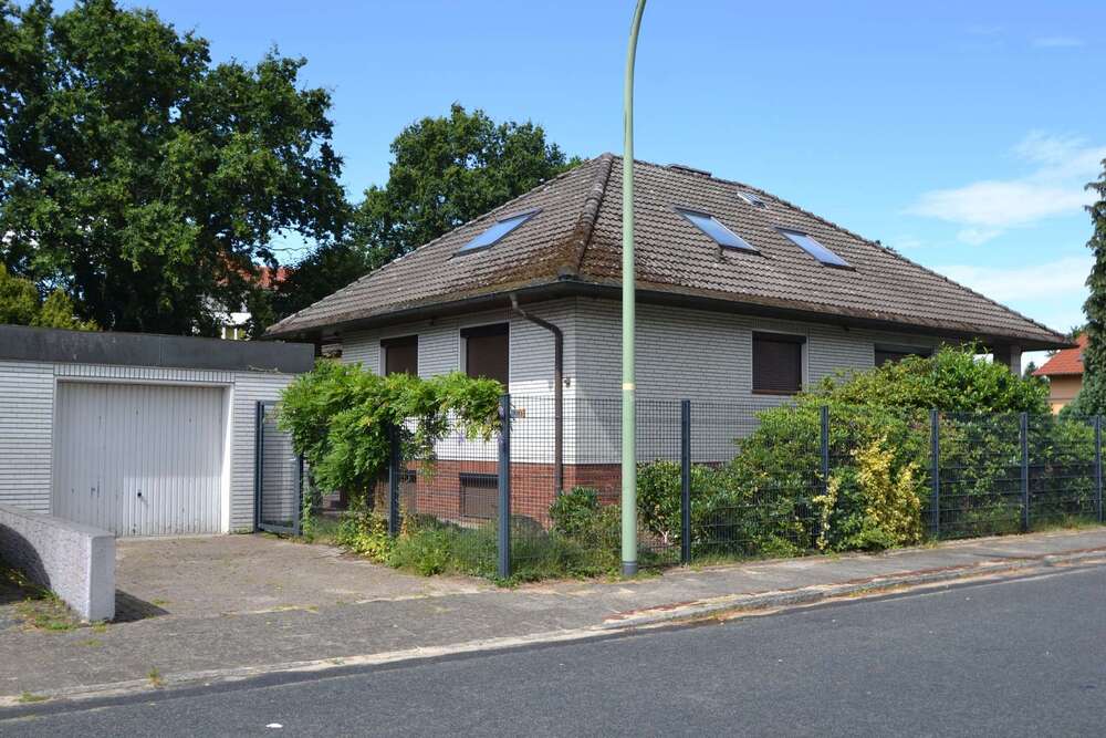 Thumbnail-Haus zum Kaufen in Bremerhaven 299.000,00 € 207 m²