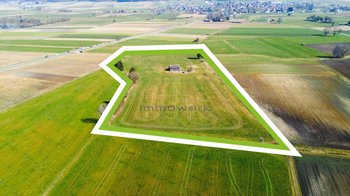 Thumbnail-Grundstück in Unterroth 297.000,00 € 29700 m²