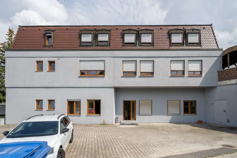 Thumbnail-Haus zum Kaufen in Abensberg 1.559.000,00 € 760 m²