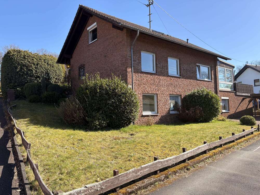 Thumbnail-Haus zum Kaufen in Burbach 329.000,00 € 215 m²