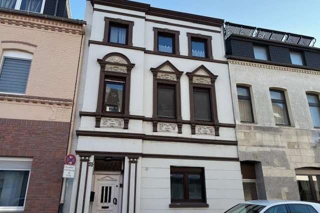 Thumbnail-Haus zum Kaufen in Duisburg 330.000,00 € 133 m²