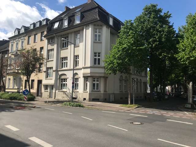 Thumbnail-Wohnung zum Mieten in Krefeld 800,00 € 95 m²