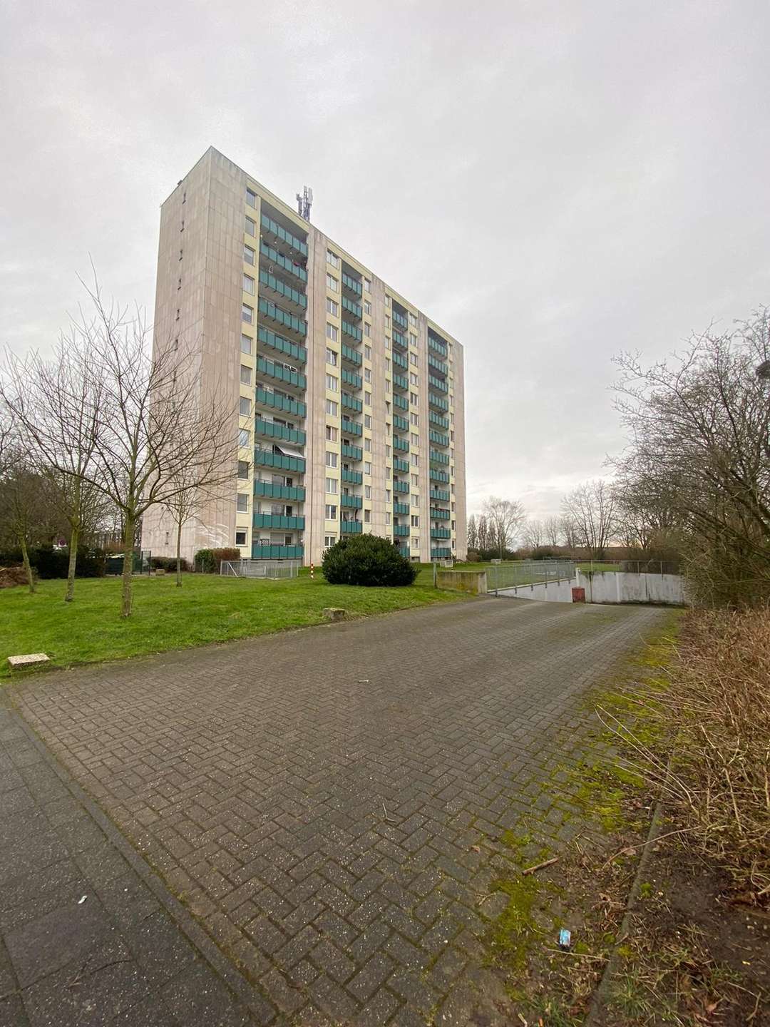 Thumbnail-Wohnung zum Mieten in Krefeld 723,00 € 77 m²