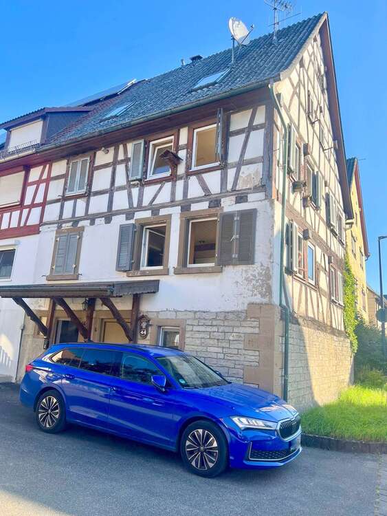 Thumbnail-Haus zum Kaufen in Schefflenz 92.000,00 € 120 m²