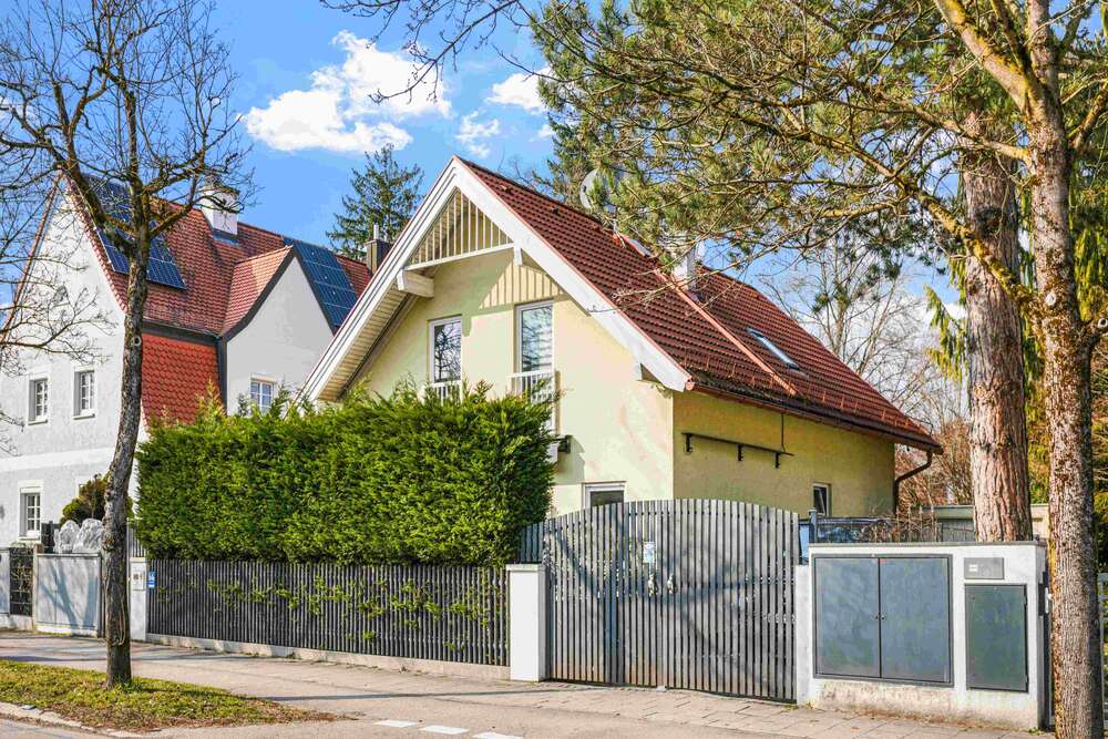 Thumbnail-Haus zum Kaufen in München 1.585.000,00 € 176 m²