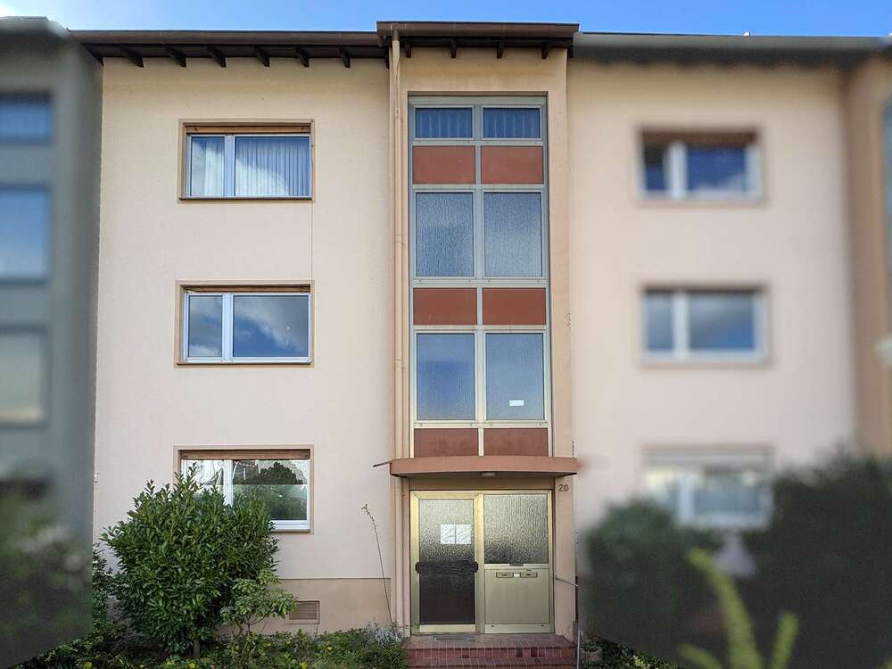 Thumbnail-Haus zum Kaufen in Saarbrücken 365.000,00 € 180 m²