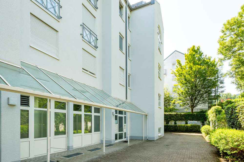 Thumbnail-Wohnung zum Kaufen in Baden-Baden 160.000,00 € 45.78 m²