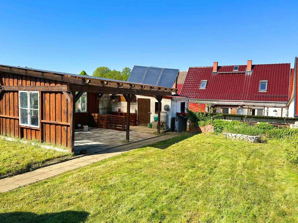 Thumbnail-Haus zum Kaufen in An der Schmücke 149.000,00 € 173 m²