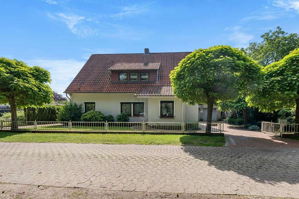 Thumbnail-Haus zum Kaufen in Weyhe 499.000,00 € 313 m²
