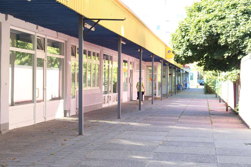Thumbnail-Einzelhandel in Staßfurt 259,00 € 37 m²