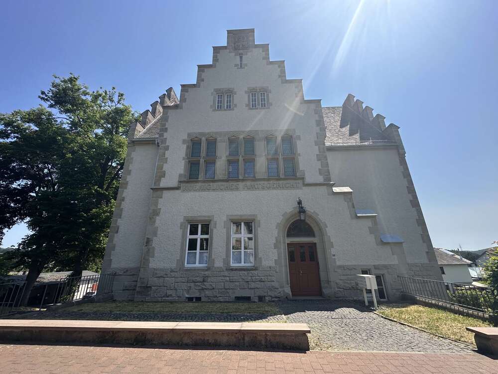 Thumbnail-Wohnung zum Mieten in Gladenbach 995,00 € 94.55 m²