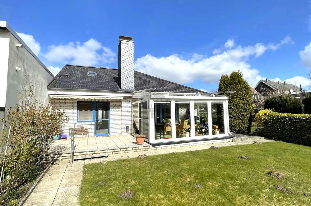 Thumbnail-Haus zum Kaufen in Bremerhaven Wulsdorf 319.000,00 € 116 m²