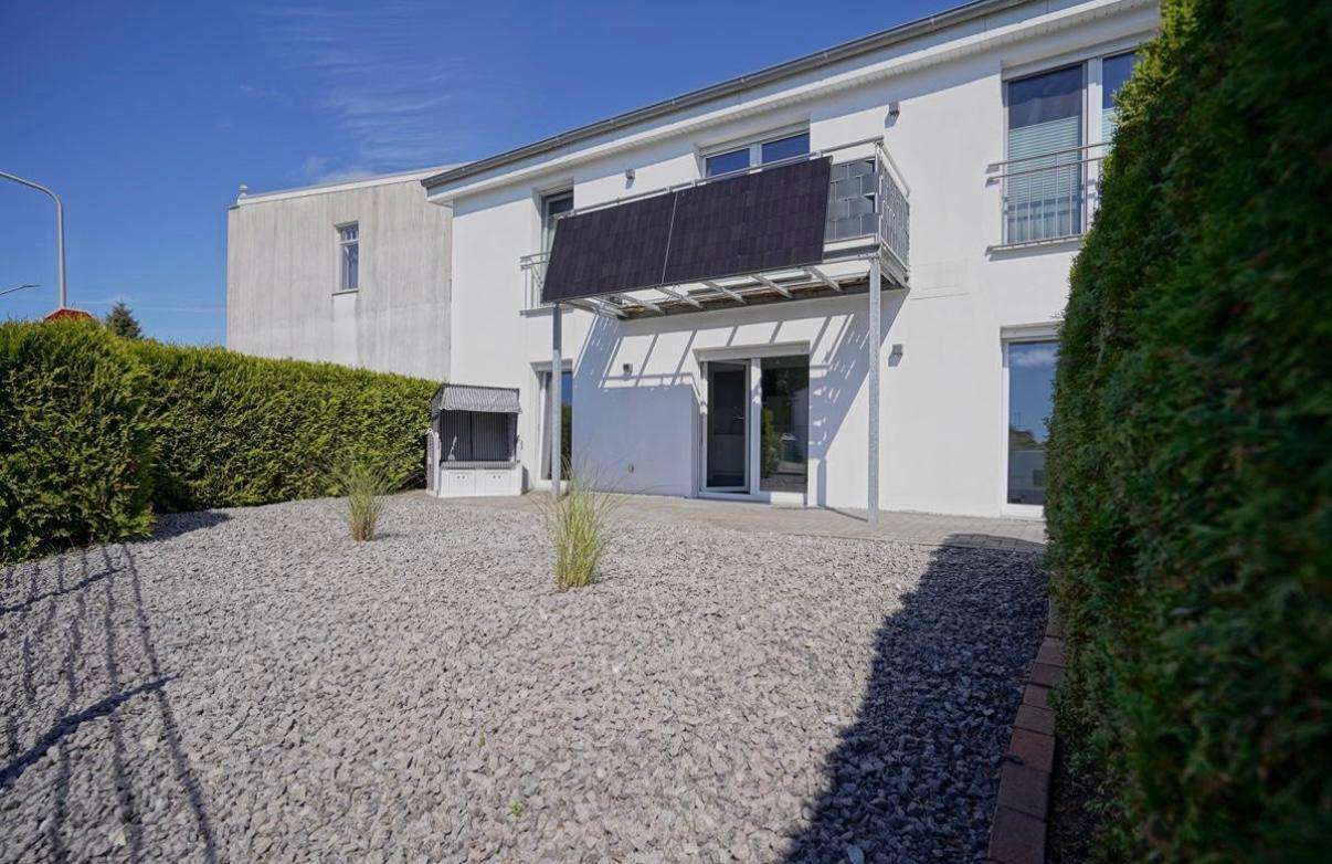 Thumbnail-Wohnung zum Kaufen in Cuxhaven 339.000,00 € 90 m²