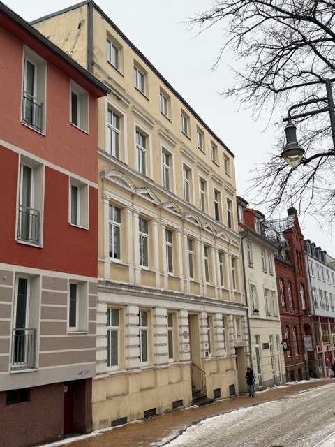 Thumbnail-Wohnung zum Kaufen in Schwerin 62.140,00 € 31 m²