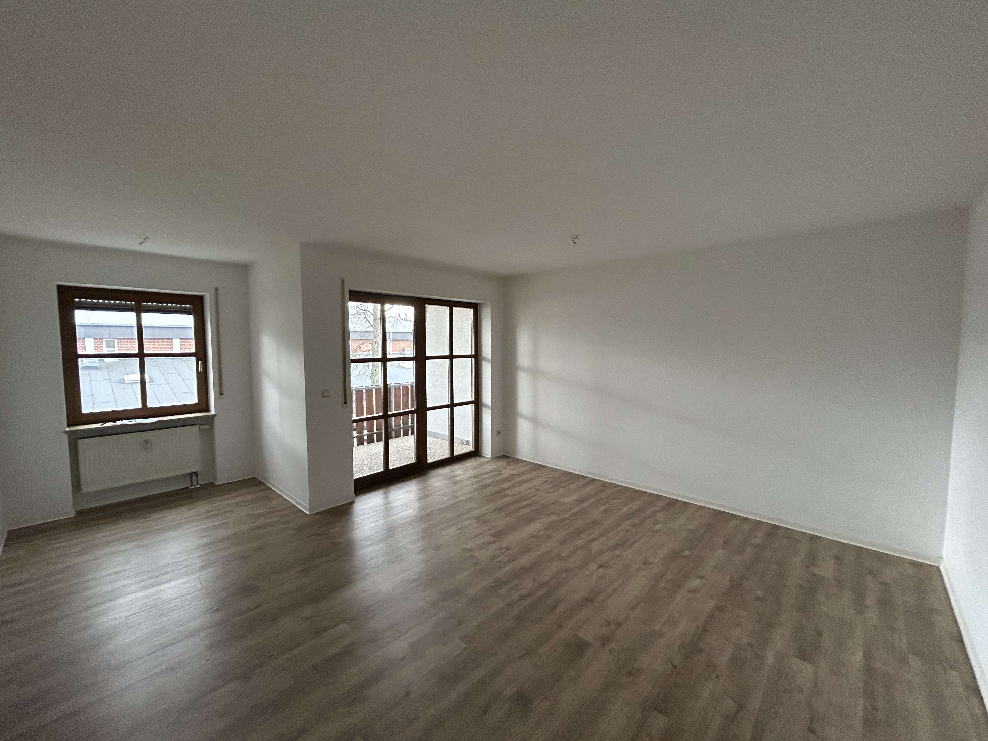 Thumbnail-Wohnung zum Mieten in Rodewisch 420,00 € 73.4 m²