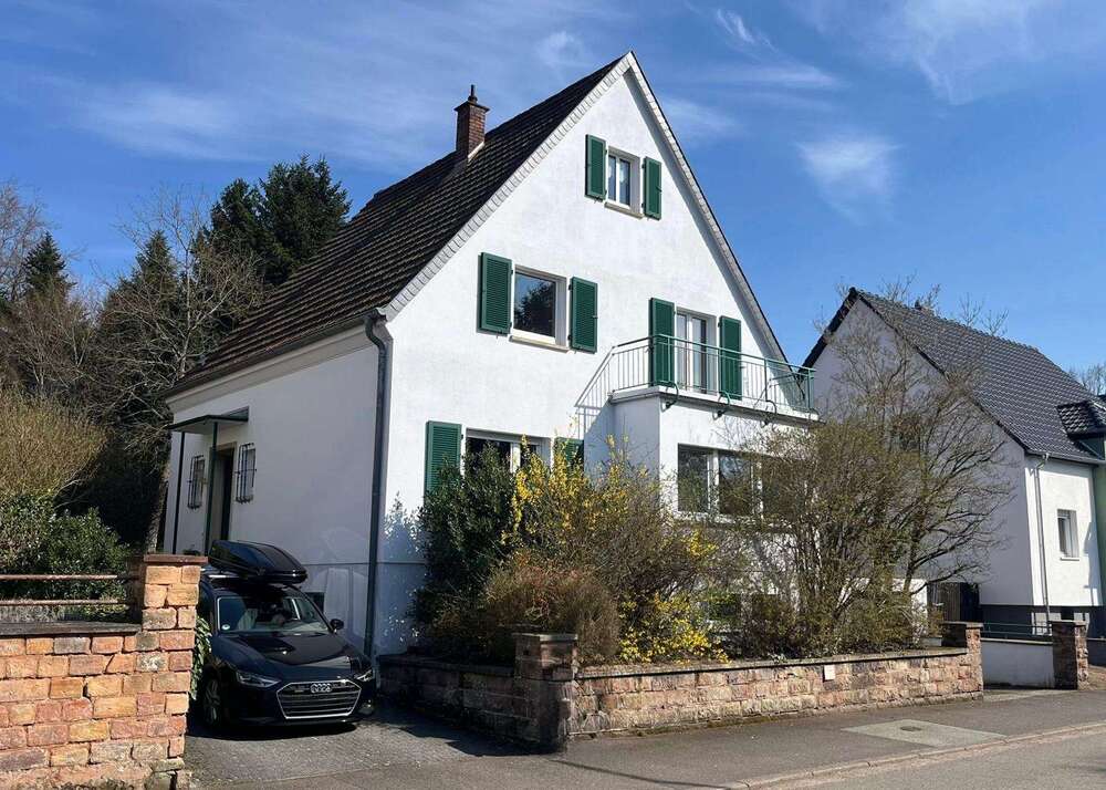 Thumbnail-Haus zum Kaufen in Homburg 389.000,00 € 140 m²