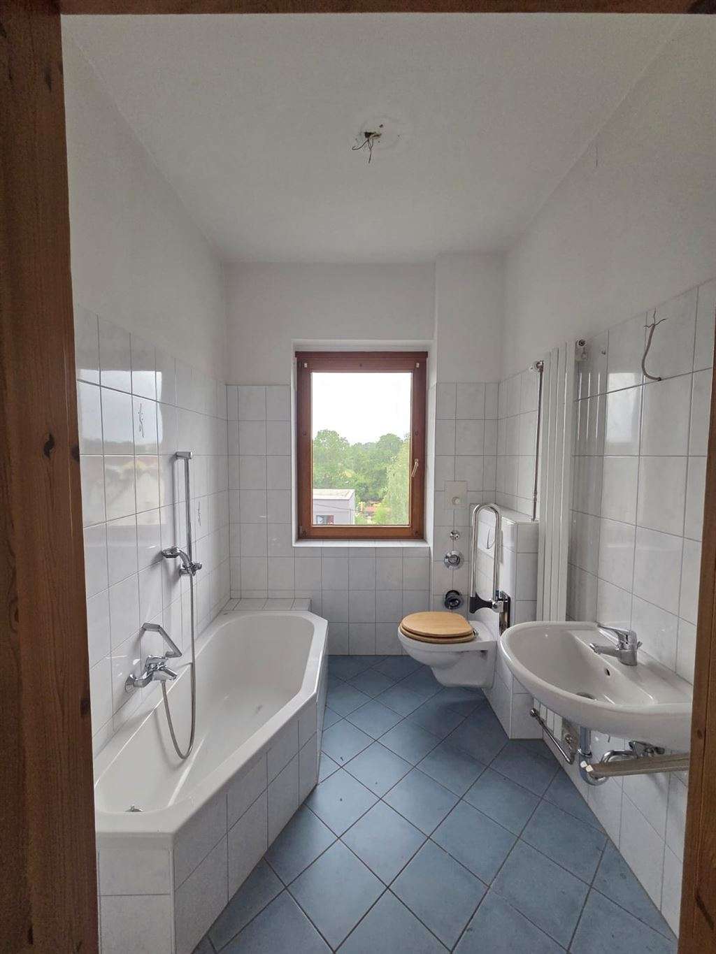 Thumbnail-Wohnung zum Mieten in Meerane 440,00 € 79.55 m²