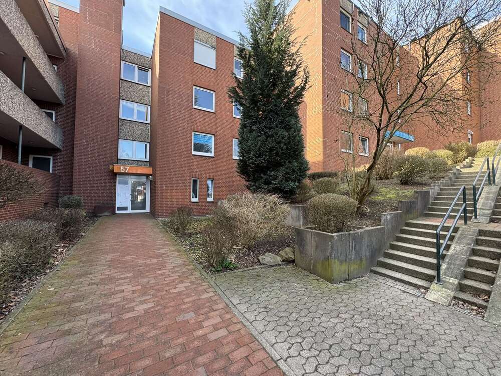Thumbnail-Wohnung zum Kaufen in Springe 60.000,00 € 57 m²