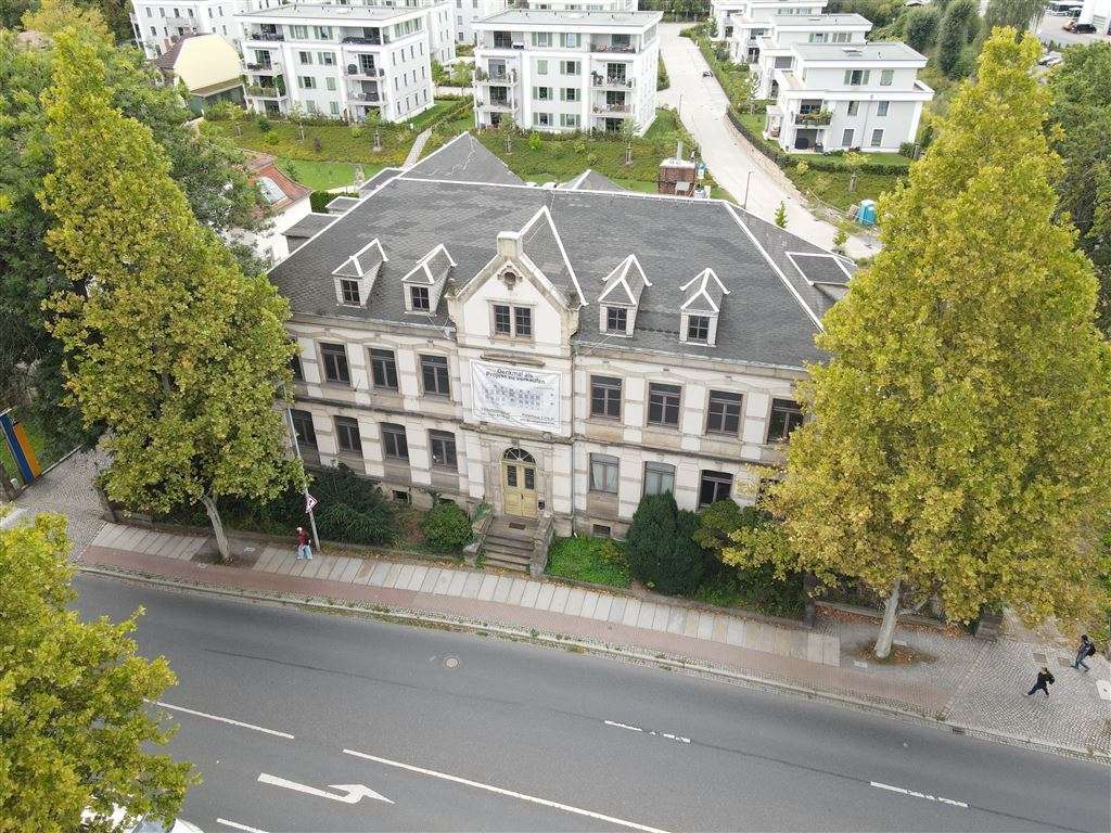 Thumbnail-Haus zum Kaufen in Pirna 1.049.000,00 € 1991 m²