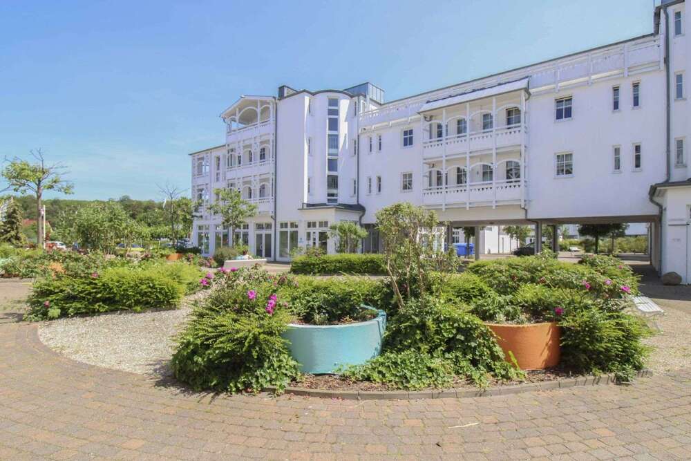 Thumbnail-Wohnung zum Kaufen in Sellin 230.000,00 € 52.2 m²